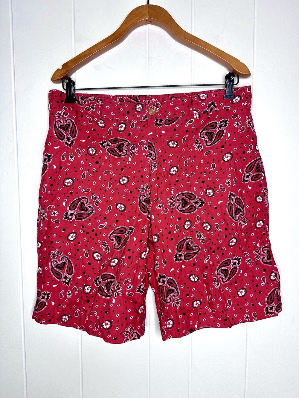 NWT Bills Khakis M2S Red Bandana Cotton Casual Shorts 9” - Paisley Mens 35 USA